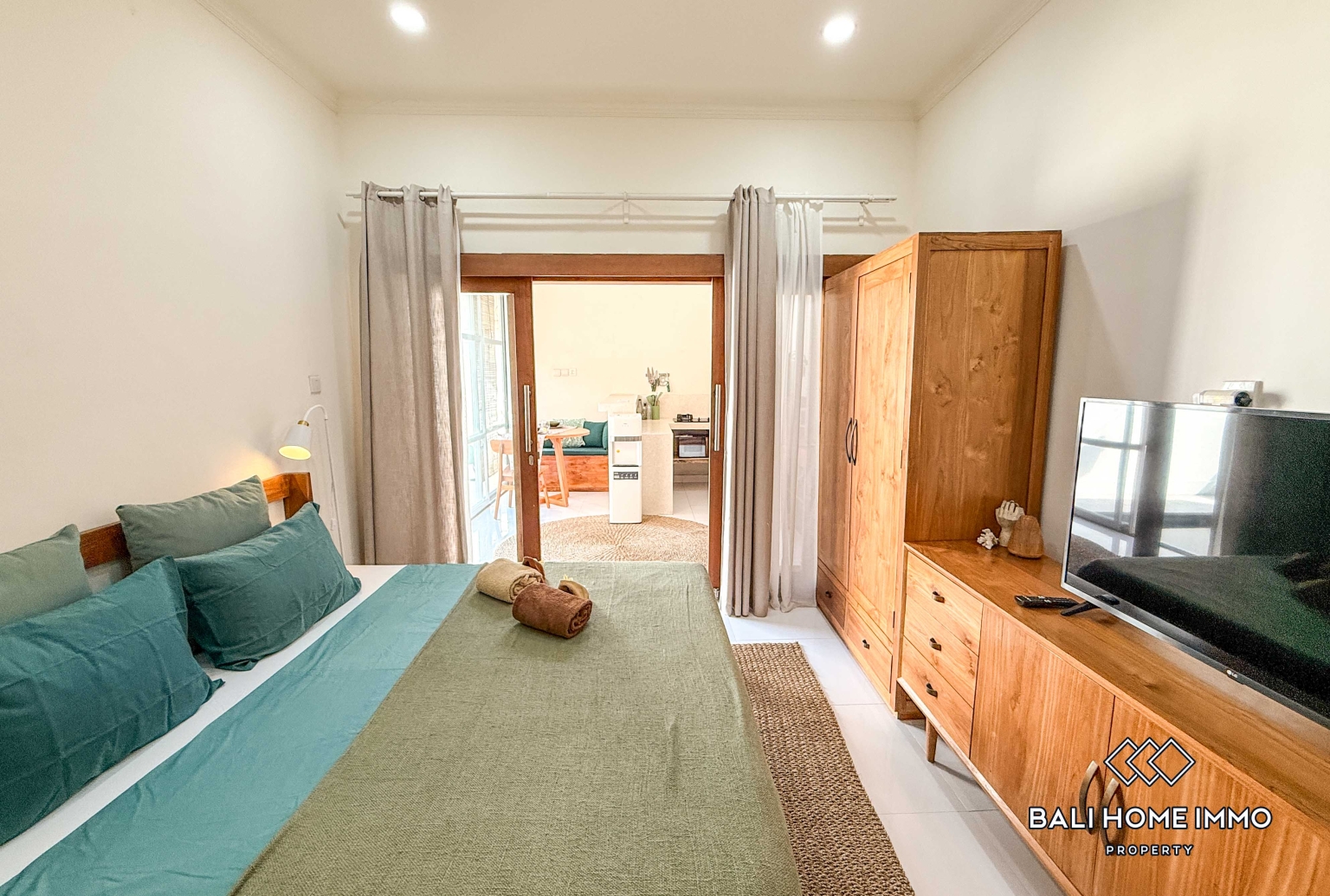 2 Bedroom Villa For Rent in Pererenan Beachside — image 7