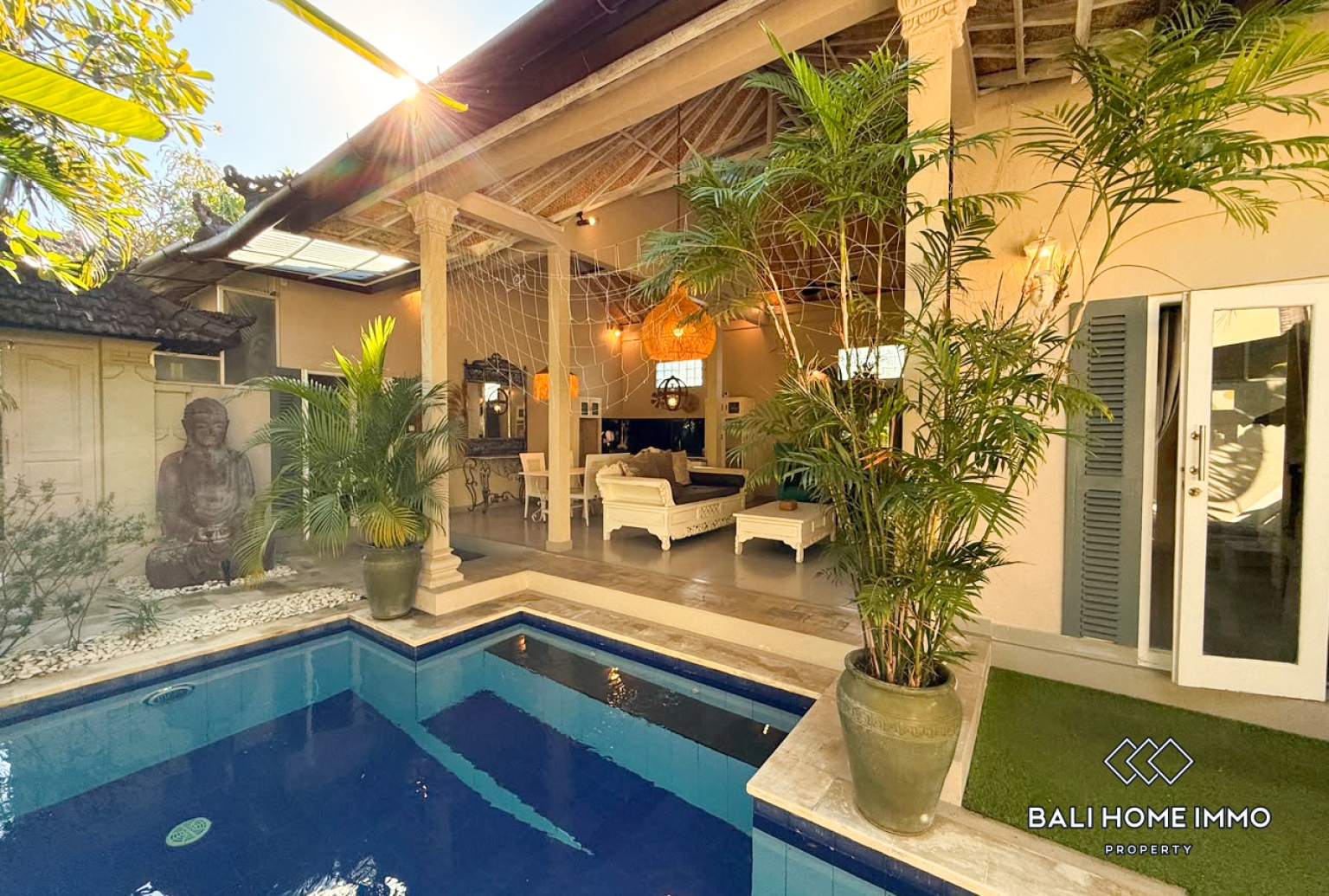 2 Bedroom Villa For Rent in Seminyak Oberoi — image 11