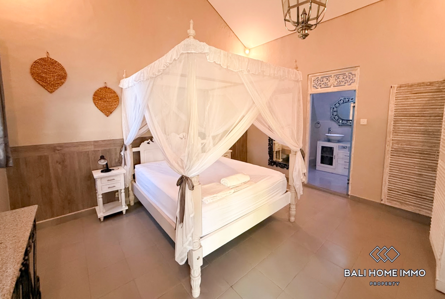 2 Bedroom Villa For Rent in Seminyak Oberoi — image 5