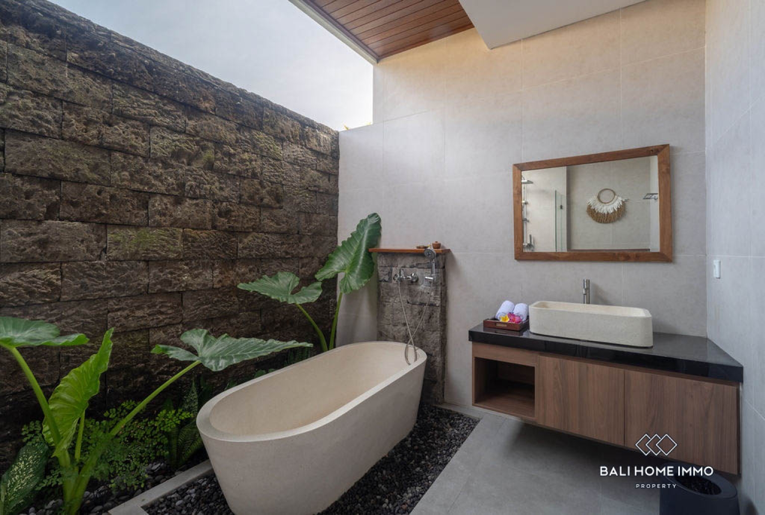2 BEDROOMS VILLA FOR RENT IN MAS UBUD — image 16