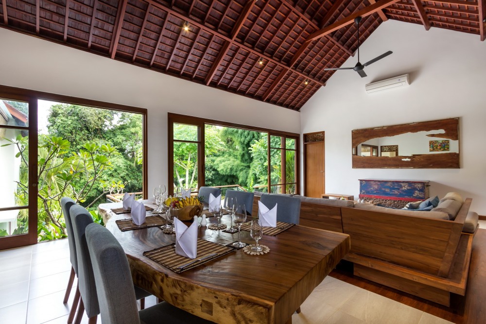 Four-Bedroom Villa with Garden Offering Unmatched Luxury and Comfort in Pererenan Area — image 6