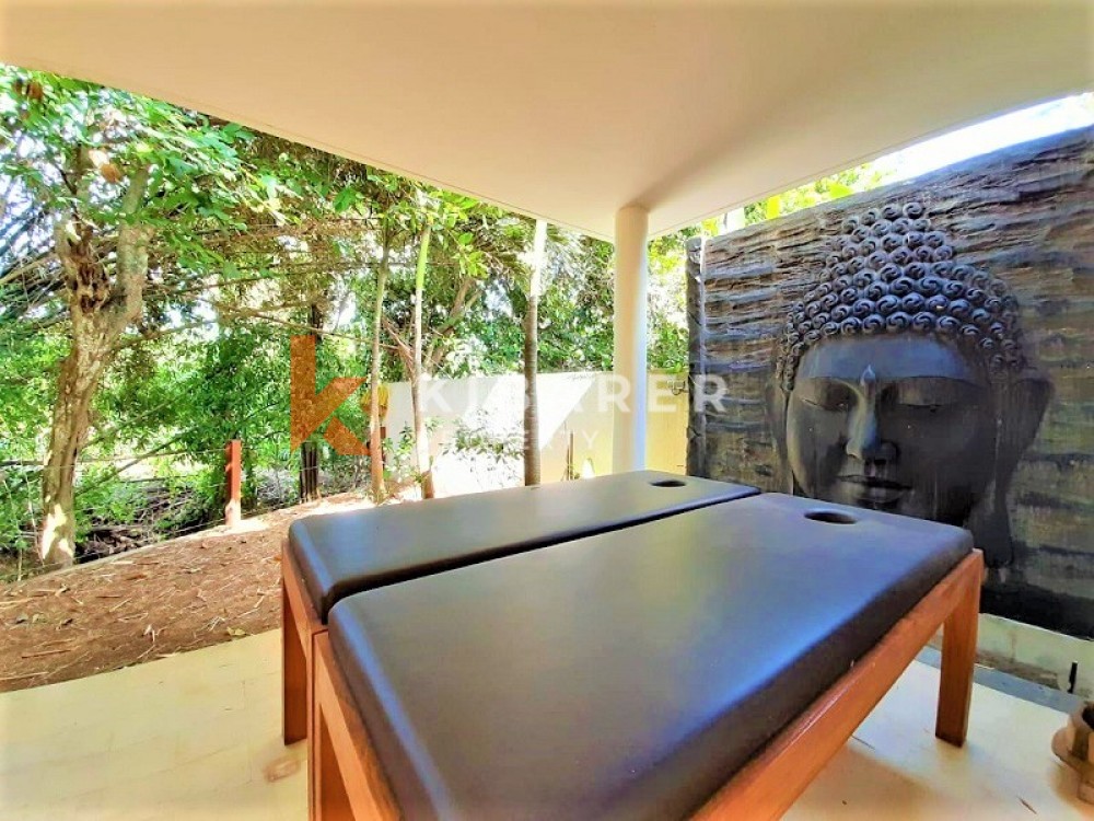 LUXURY FOUR BEDROOM OPEN LIVING VILLA IN PERERENAN — image 14