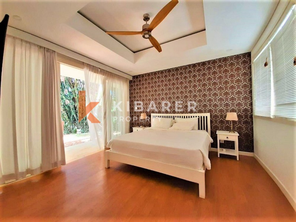 LUXURY FOUR BEDROOM OPEN LIVING VILLA IN PERERENAN — image 18