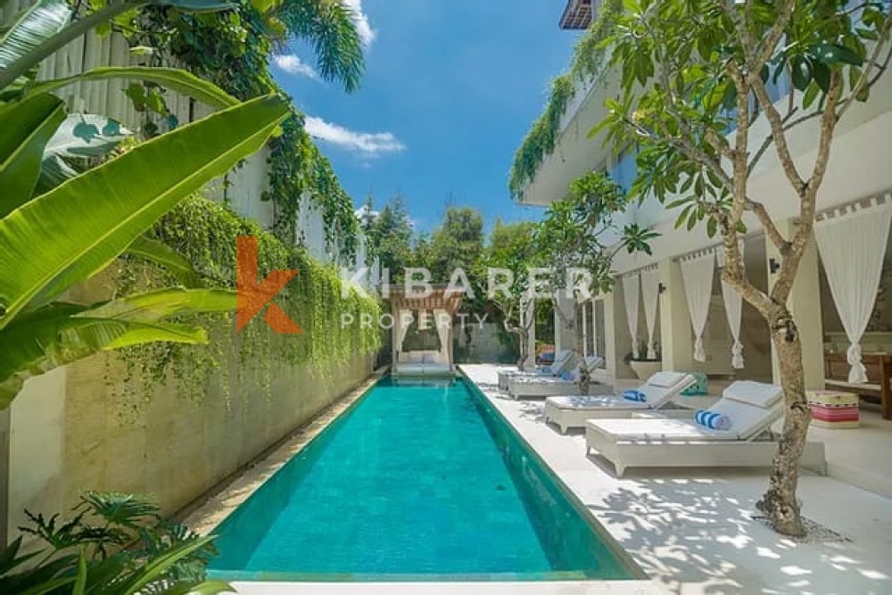 Stunning Three Bedroom Villa with best location in Canggu — image 1