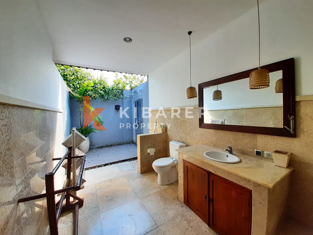 Lovely Two Bedroom Villa offer good location in Umalas — image 10