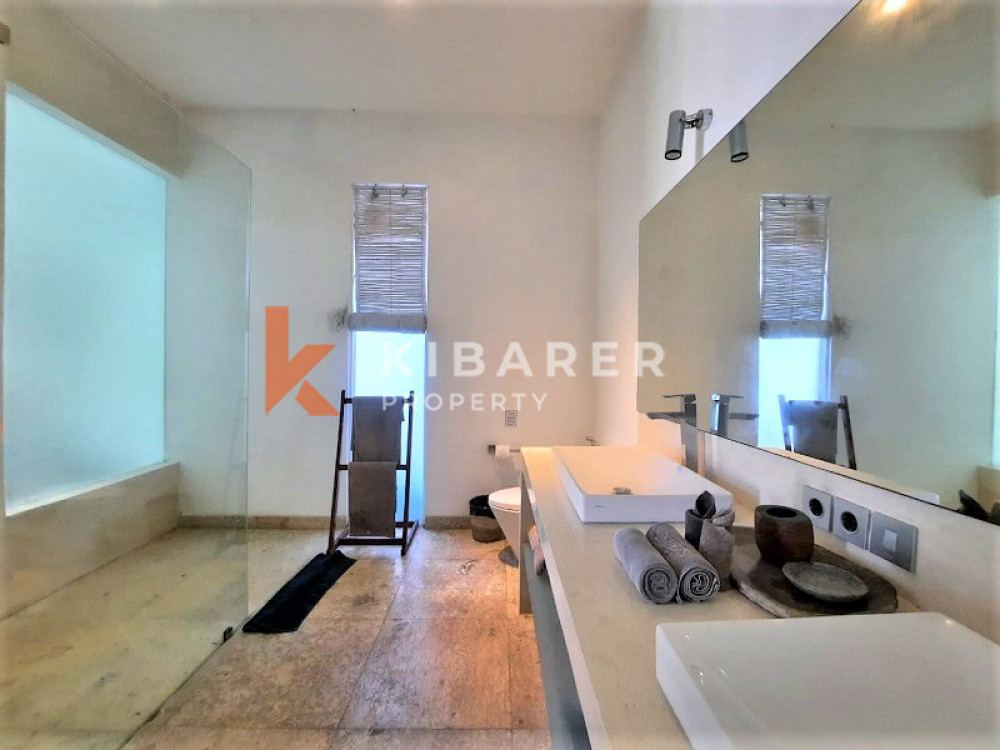 Incredible Open-Plan Three-Bedroom Villa in a Prime Location in Berawa — image 5