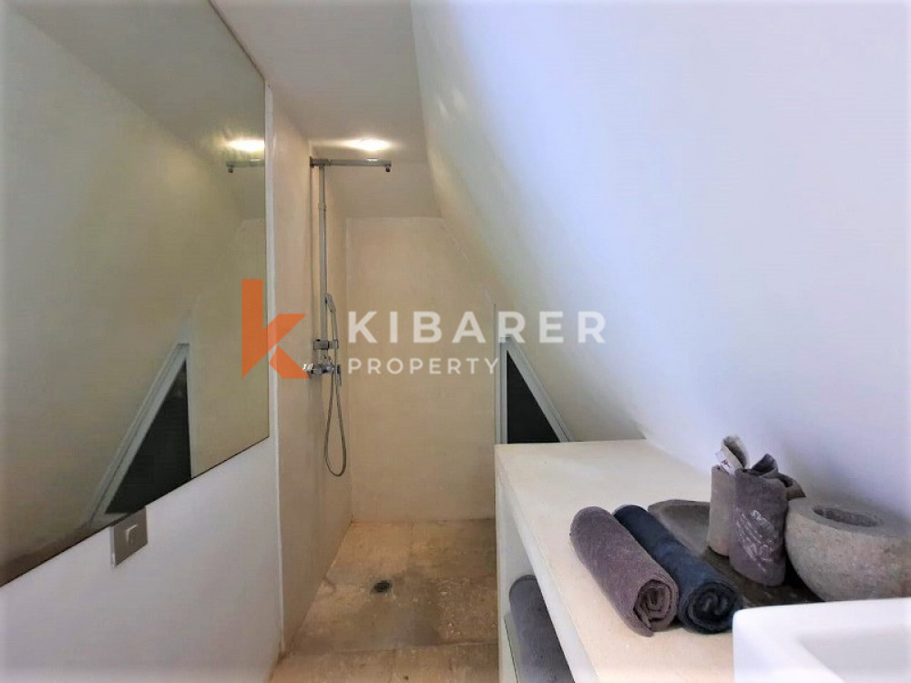 Incredible Open-Plan Three-Bedroom Villa in a Prime Location in Berawa — image 11