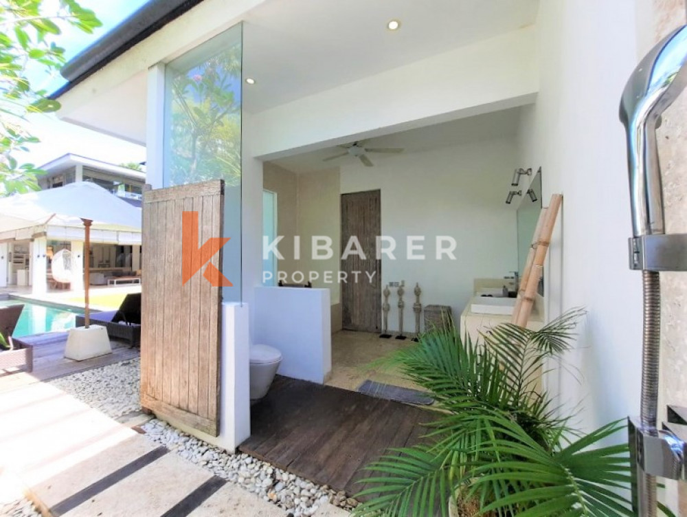 Incredible Open-Plan Three-Bedroom Villa in a Prime Location in Berawa — image 19