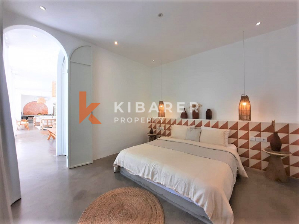 Beautiful Bohemian Style Three-Bedroom Closed Villa in a Prime Berawa Location — image 4