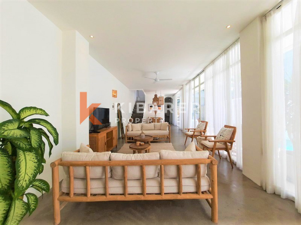 Beautiful Three Bedrooms Closed Living Bohemian Style Villa In Prime Location Of Berawa — image 7
