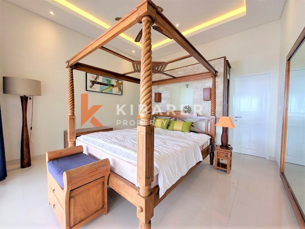 Beautiful Two Bedroom Villa in Seminyak Area — image 9