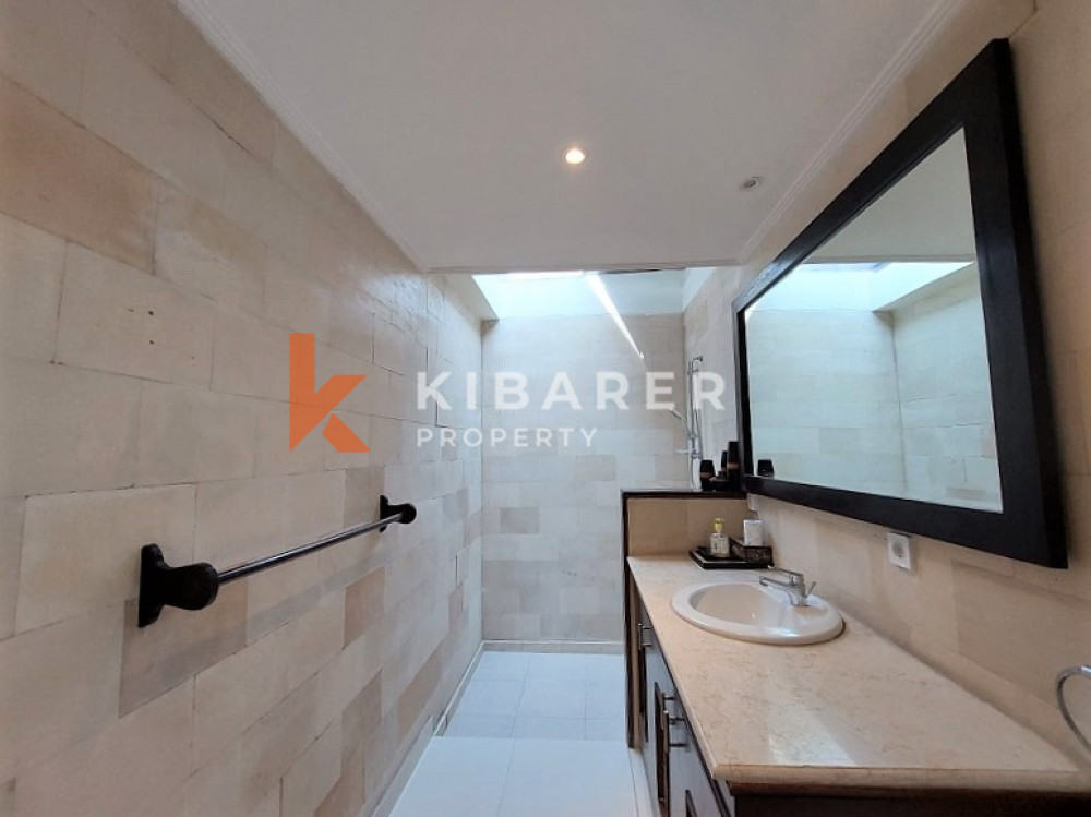 Beautiful Two Bedroom Villa in Seminyak Area — image 14