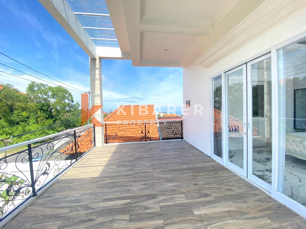 Beautiful Three-Bedroom Villa in Ungasan — image 17