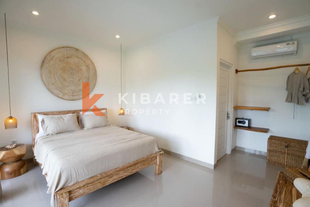 Charming Three-Bedroom Villa in Kerobokan, Near Canggu — image 16