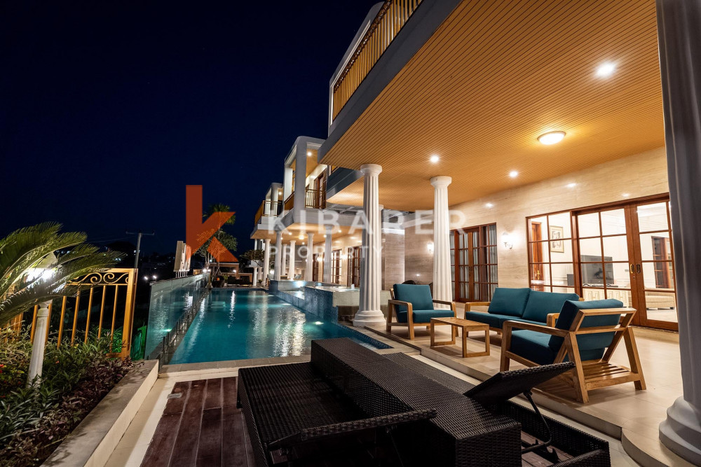 Beautiful Four Bedroom Retreat Overlooking the Jimbaran Ocean