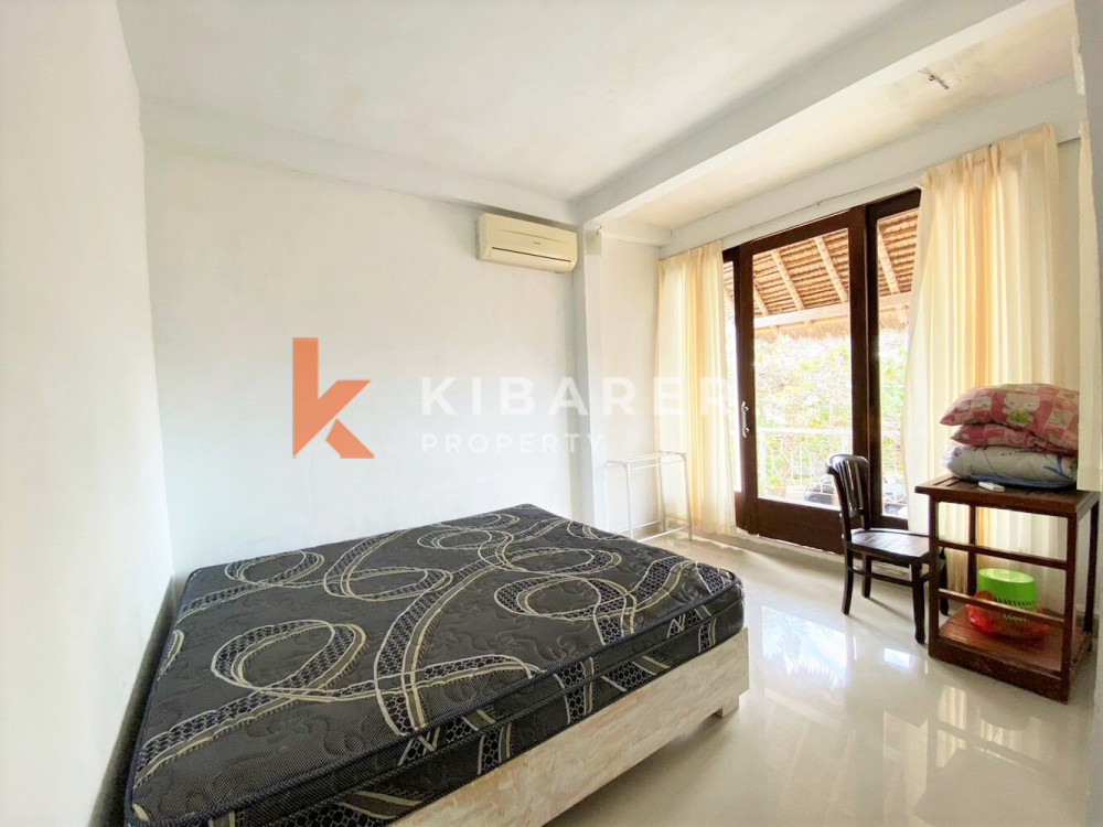 Six Bedroom Guest House For Yearly Rental Situated in Ungasan — image 12