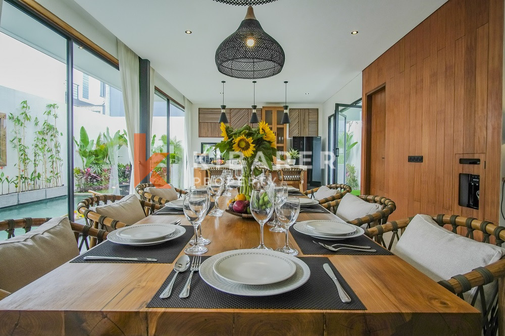Beautiful Closed Three-Bedroom Villa within Walking Distance to Cemagi Beach — image 12