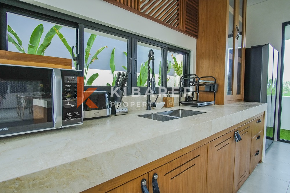 Stunning Three Bedrooms Enclosed Living Villa Walking Distance To Cemagi Beach — image 15
