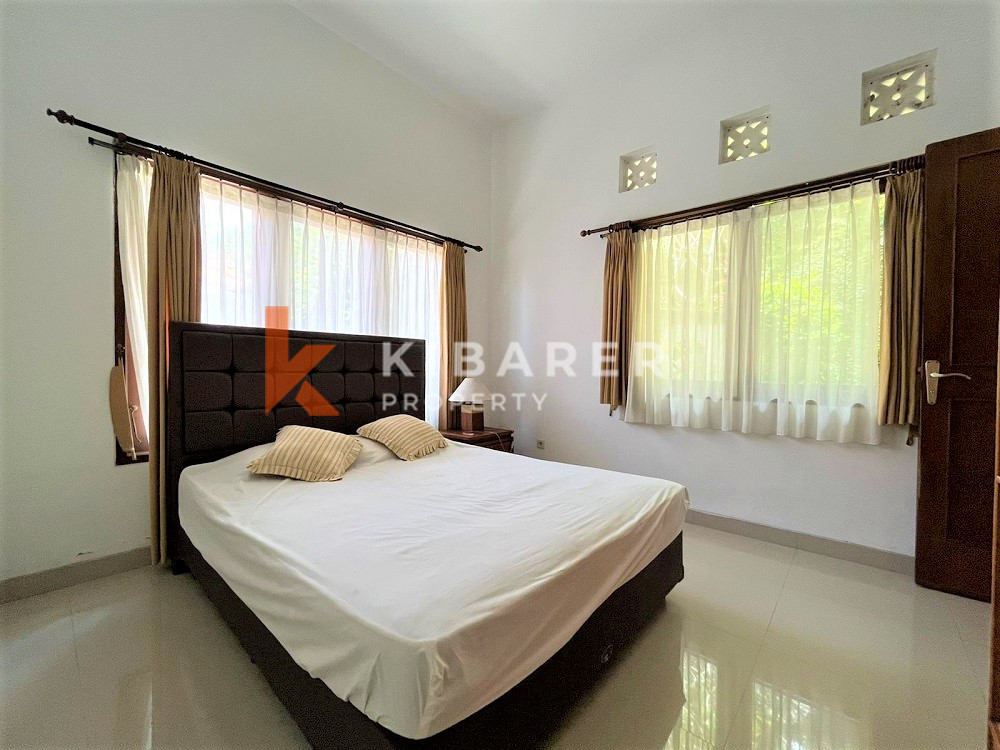 Magnificent Closed Three-Bedroom Villa Complex in Berawa — image 16