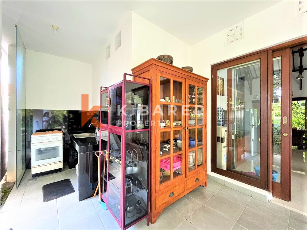 Magnificent Closed Three-Bedroom Villa Complex in Berawa — image 17