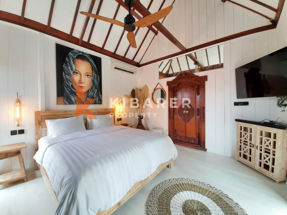 Stunning Five Bedroom Villa located in peaceful Canggu area — image 8