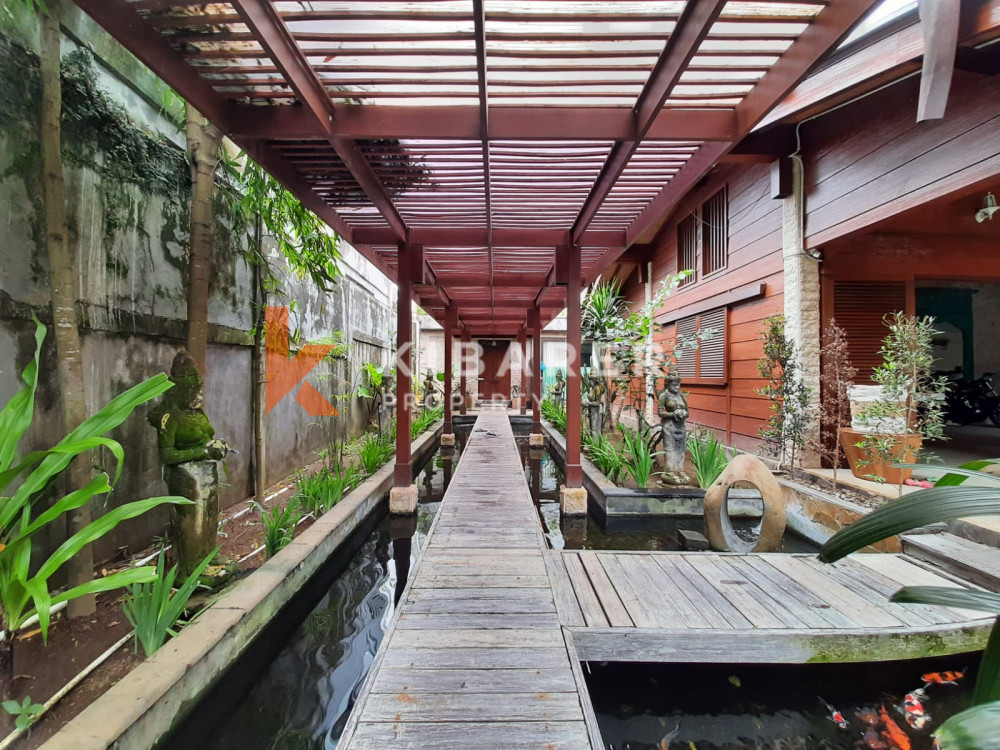 Stunning Five Bedroom Villa located in peaceful Canggu area — image 2