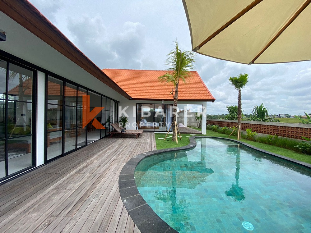 Beautiful New Two-Bedroom Villa Located in Pererenan — image 9