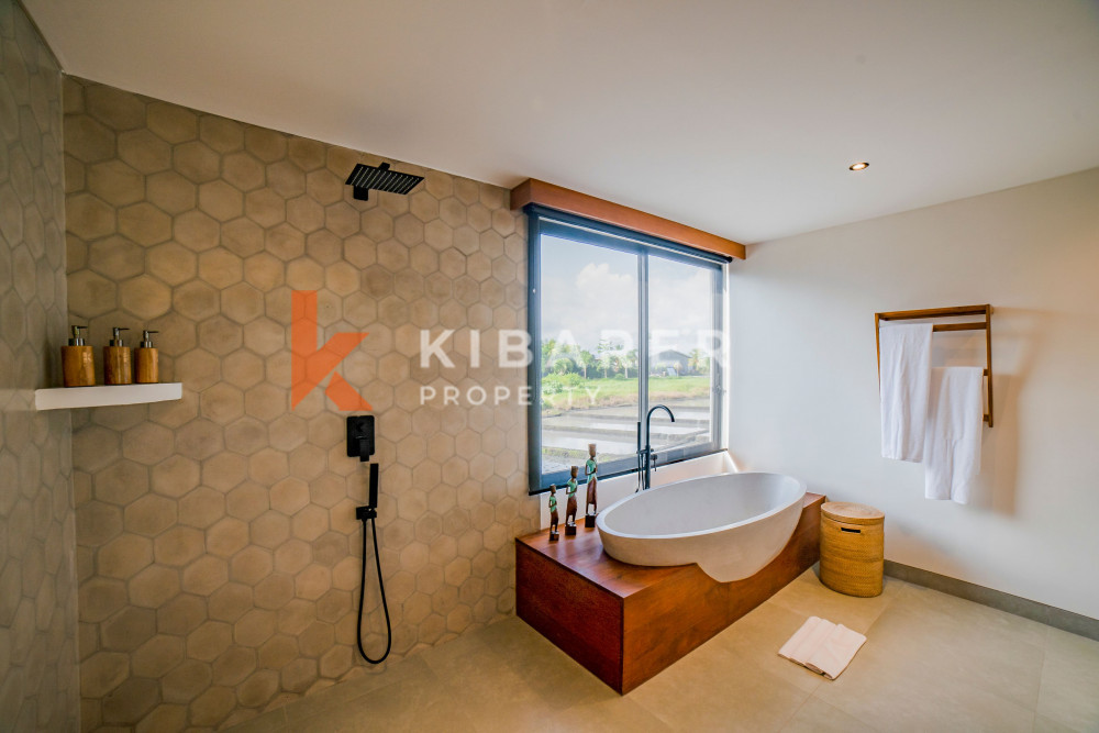 Stunning Three Bedroom Villa walking distance to Cemagi Beach — image 12