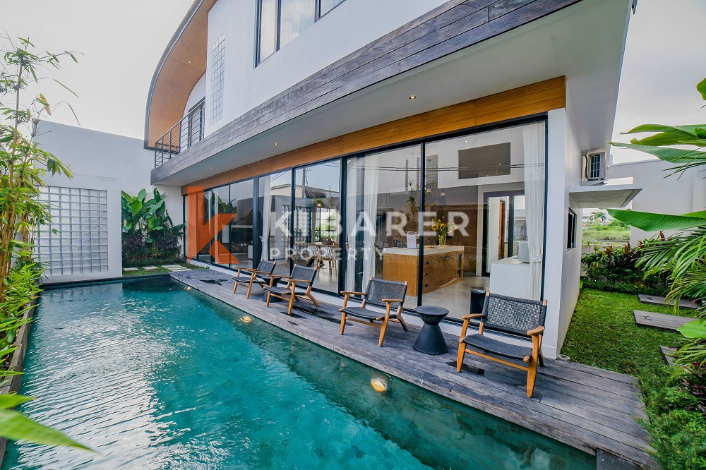 Stunning Three Bedroom Villa walking distance to Cemagi Beach — image 2