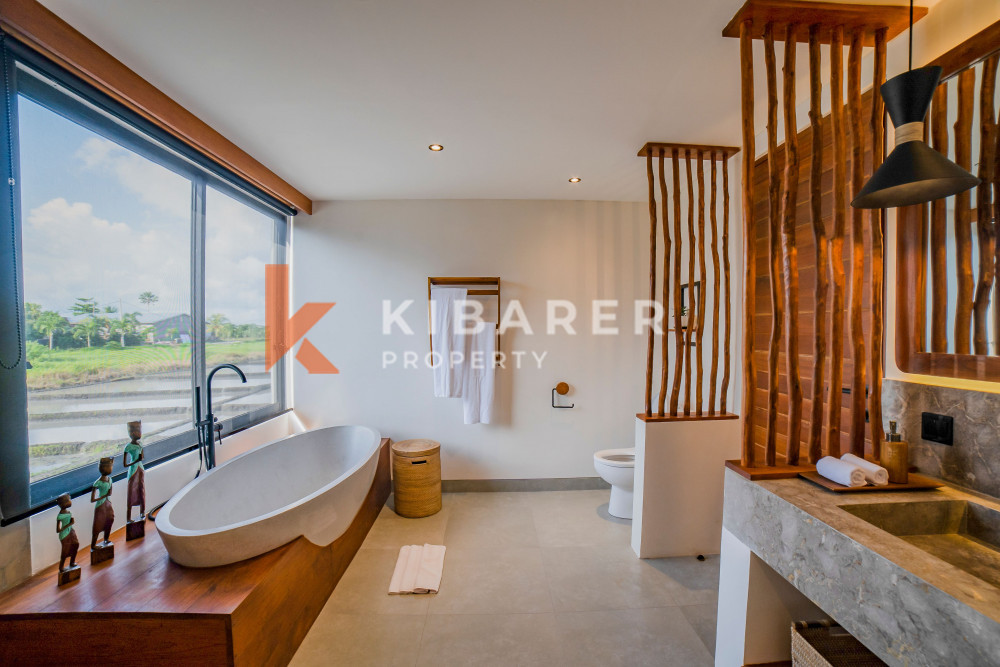 Stunning Three Bedroom Villa walking distance to Cemagi Beach — image 8