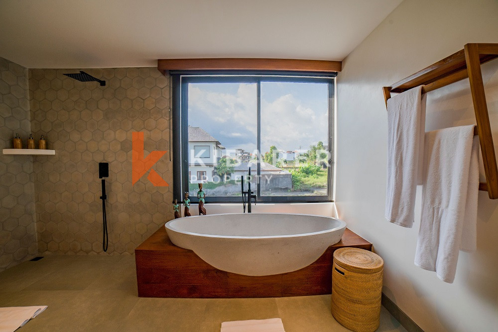 Superb Three-Bedroom Villa Within Walking Distance to Cemagi Beach — image 10