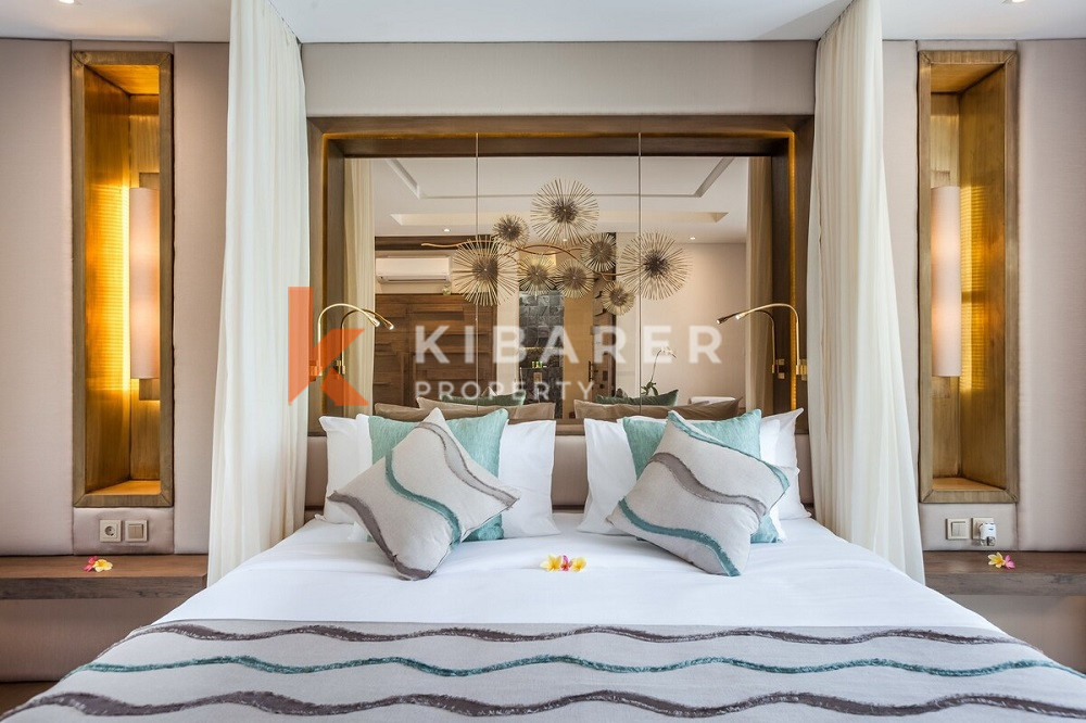 Stunning Four Bedroom Villa located in quiet Seminyak area — image 11