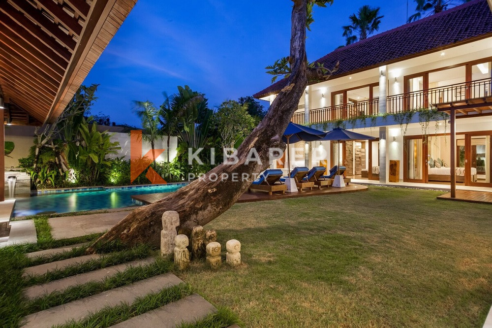 Stunning Four Bedroom Villa located in quiet Seminyak area — image 8