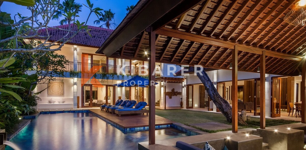 Stunning Four Bedroom Villa located in quiet Seminyak area — image 1