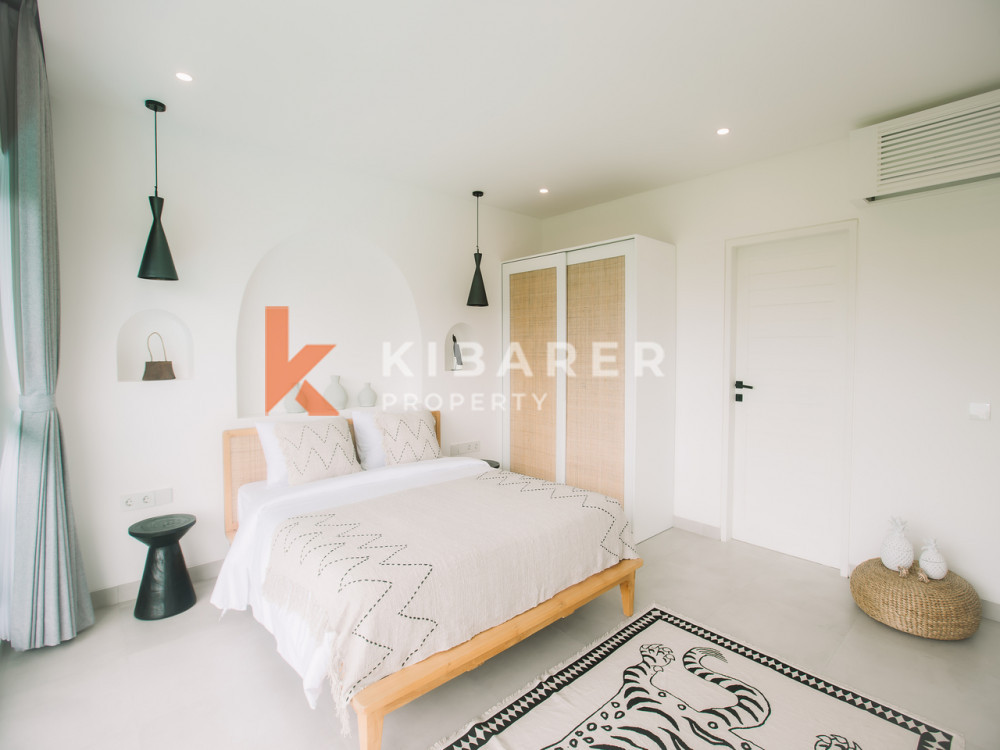 Stunning Three Bedroom Villa Enclosed Living Room Situated in Canggu — image 17