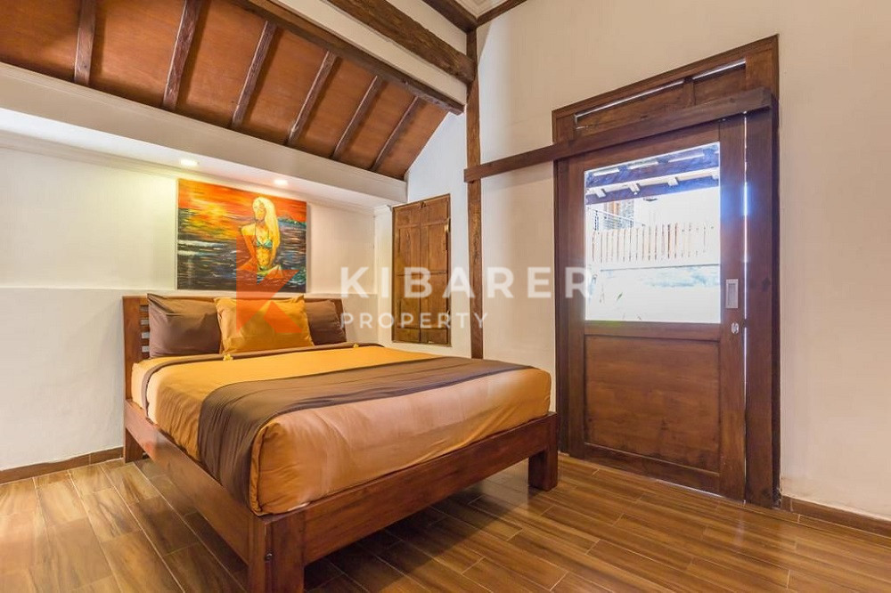 Beautiful Two Bedroom Joglo Villa situated in Canggu — image 5