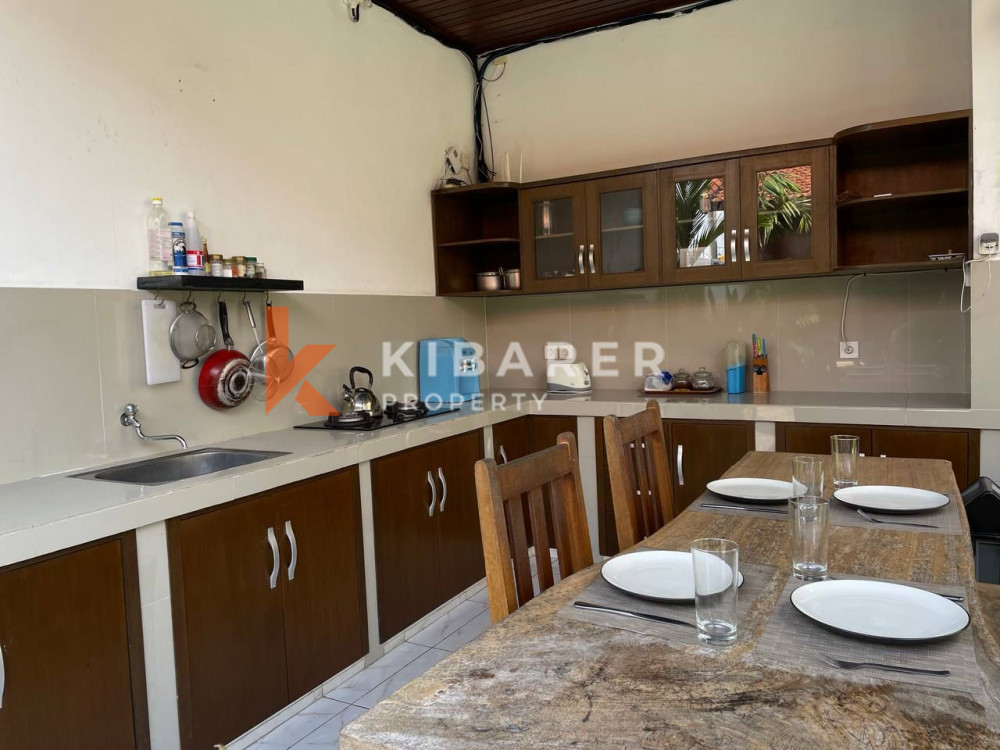 Charming Two Bedroom Villa perfectly situated in Canggu — image 3