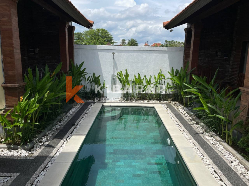 Charming Two Bedroom Villa perfectly situated in Canggu — image 11
