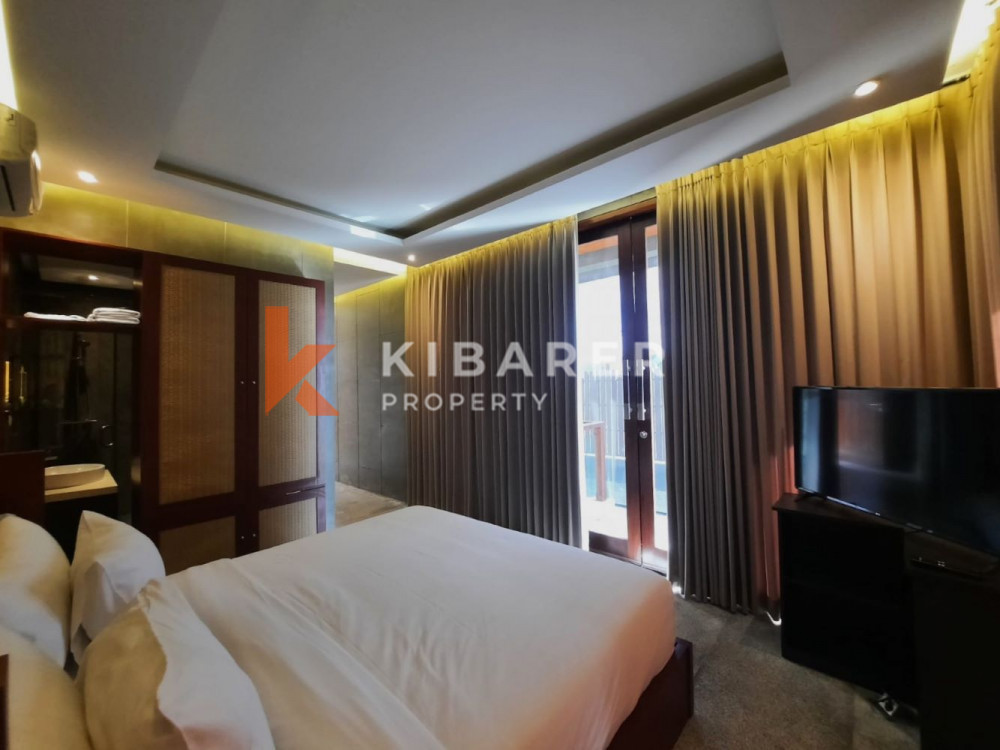 Modern Two Bedroom Loft Villa with Open Living Situated in Legian — image 10