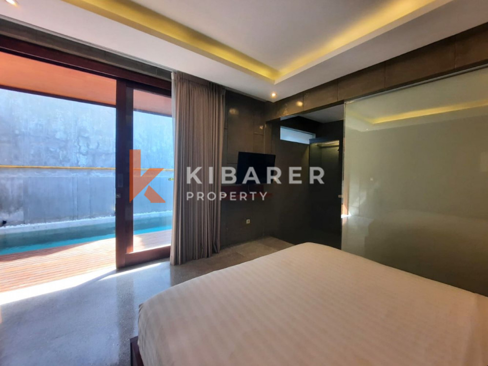Comfortable Two-Bedroom Villa Complex with Open Living Area in Kuta — image 5