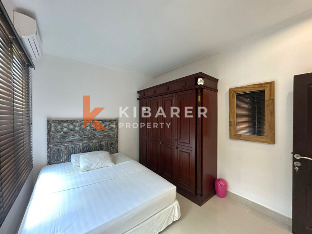 Cozy Five Bedroom Close Living Villa in Seminyak — image 18