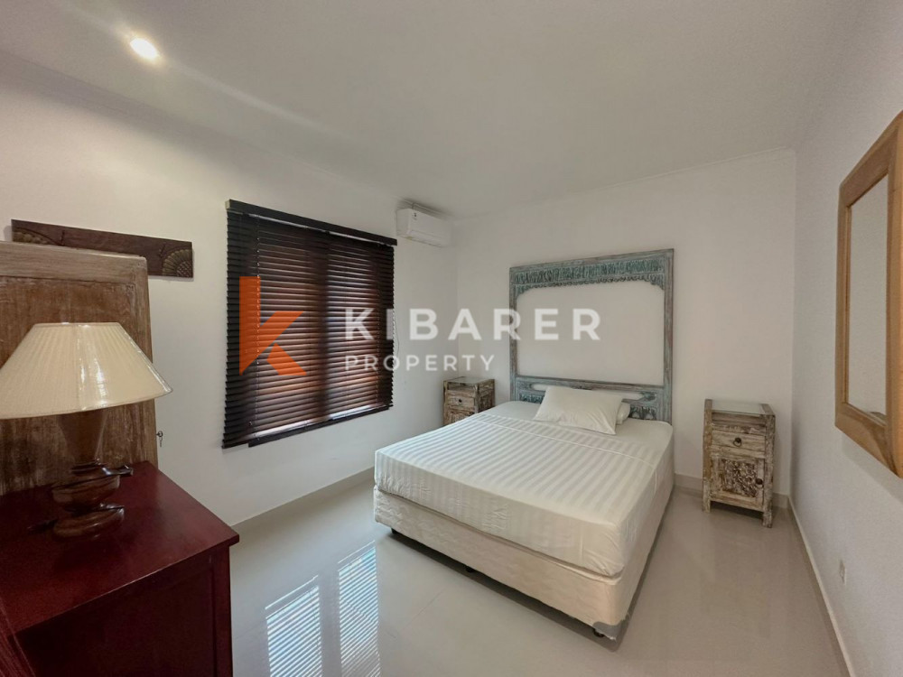 Cozy Five Bedroom Close Living Villa in Seminyak — image 16
