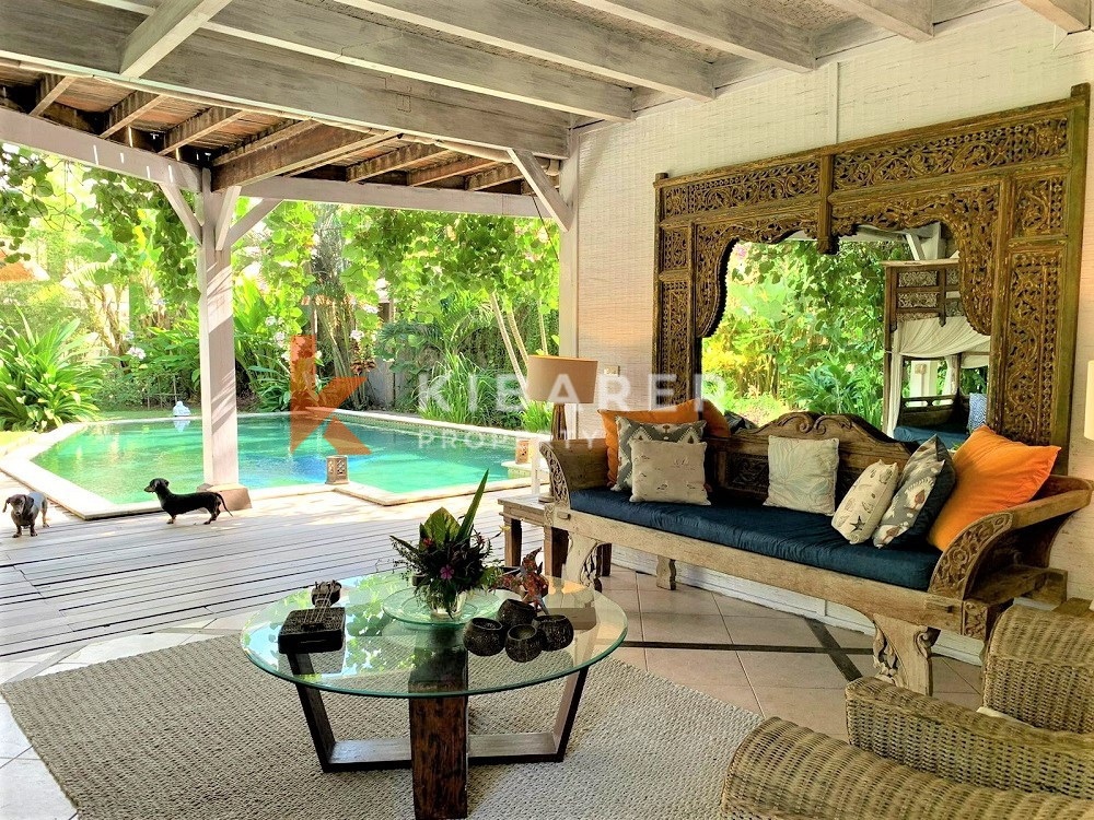 Near the Beach Beautiful Four-Bedroom Villa Located in Berawa — image 8