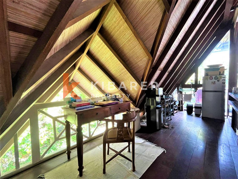 Near the Beach Beautiful Four-Bedroom Villa Located in Berawa — image 14