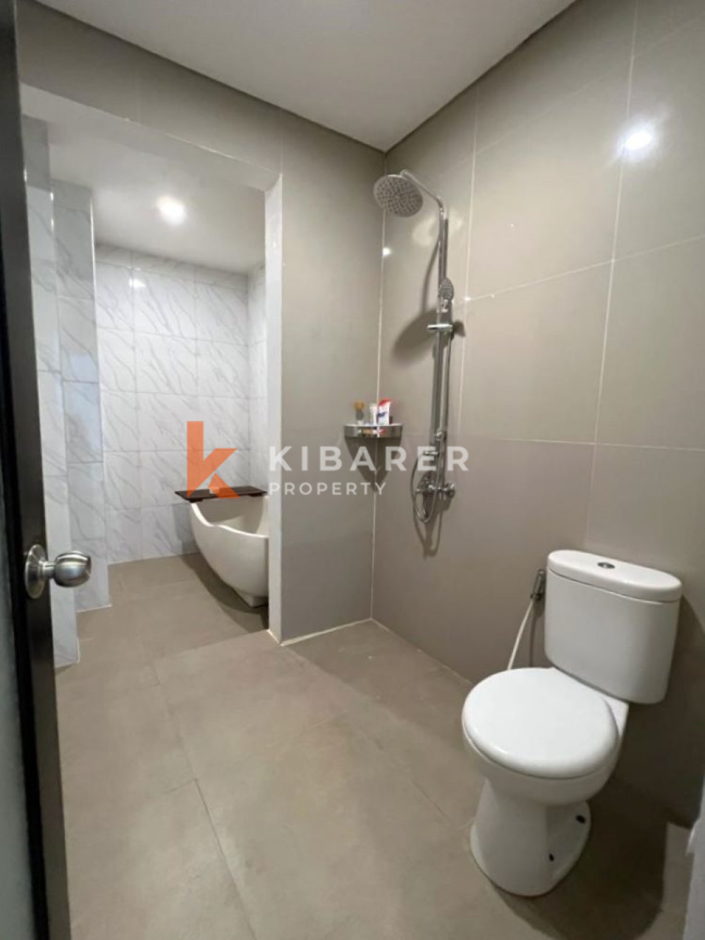 Lovely Open Three-Bedroom Villa with Ocean View in Ungasan — image 13