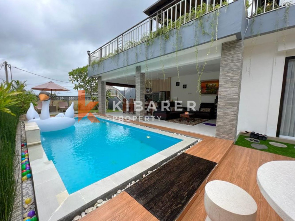 Lovely Open Three-Bedroom Villa with Ocean View in Ungasan — image 1