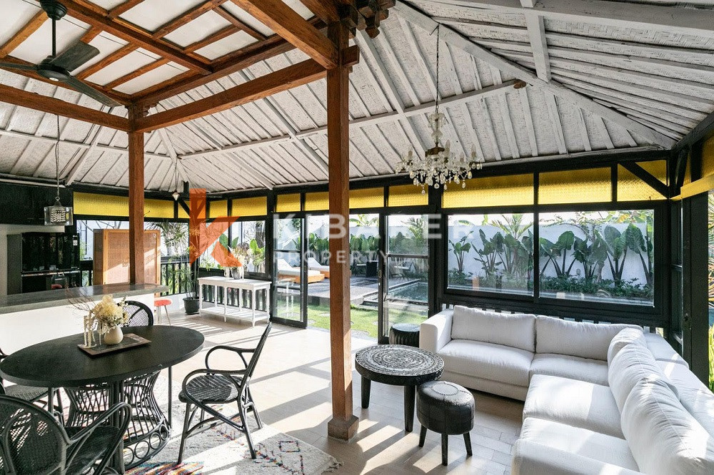 Charming Tropical Three-Bedroom Villa in Prime Berawa — image 4