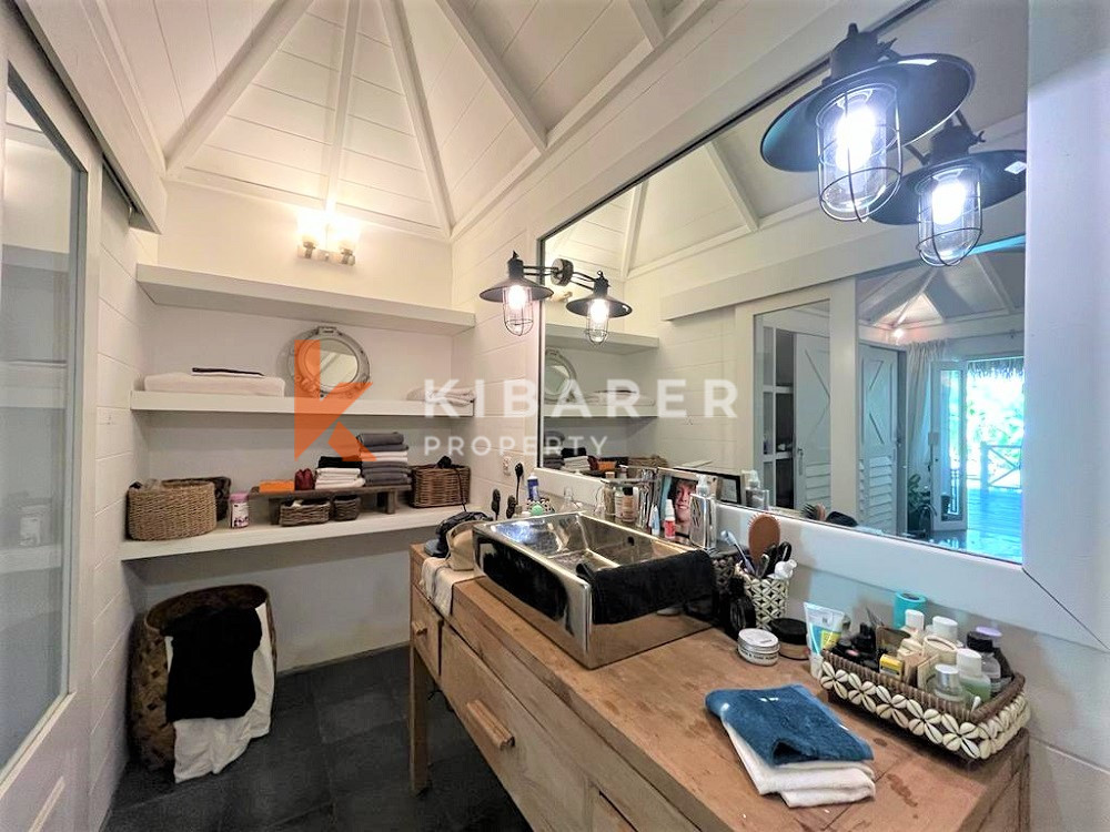 Cozy Two Bedroom Closed Living Villa Located In Seseh — image 11
