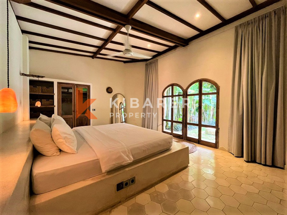 Incredible New Two-Bedroom Open Living Villa in Pererenan — image 11