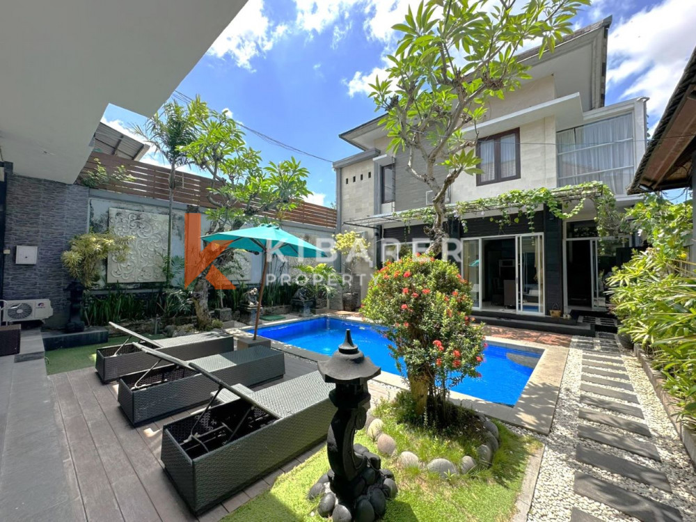 Homey Four Bedrooms Enclosed Living Villa Situated in Seminyak — image 2